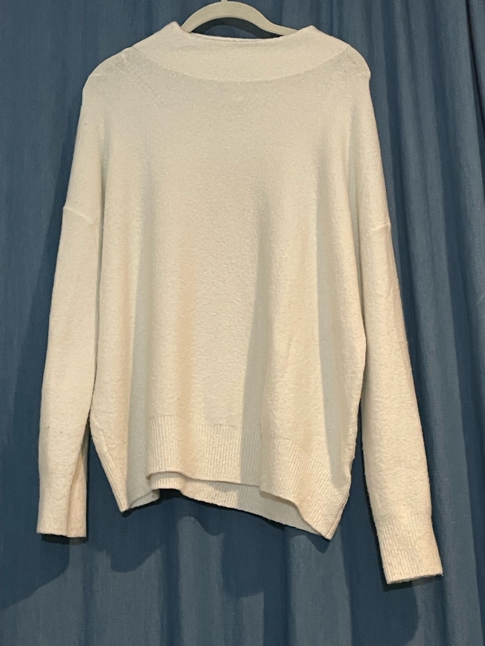 Joie Women’s Ivory Mock Neck Knit Sweater Size Large Soft Long Sleeve Pullover
